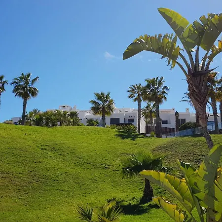 Macenas Cactus Hill Апартаменты *